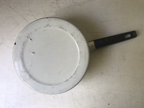 lot of two McCoy Gingham Flower sauce pans pots - Picture 5 of 12