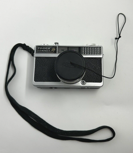 Cámara manual compacta vintage FUJICA S 35 mm apuntar y disparar hecha en Japón - Imagen 2 de 8