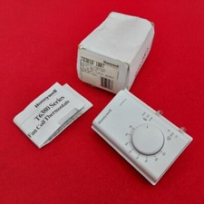 Honeywell T6381B 1007 ELECTRONIC THERMOSTAT SYSTEM:COOL-OFF-HEAT FAN:LO-MED-HI
