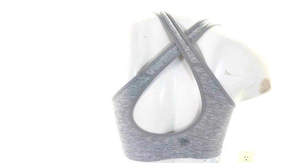 $29.99 NWOT MAKE + MODEL WOMENS GRAY THERMAL PADDED CROSS BACK BRALETTE  SIZE S - Image 3 of 4