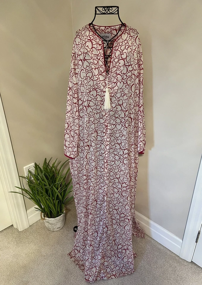 VINTAGE LEJABY PARIS SAKS FIFTH AVENUE NIGHT GOWN SIZE S  - Image 2 of 4