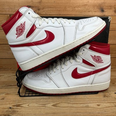 Nike Turnschuhe Herren Größe UK 11 Air Jordan 1 Retro Metallic Rot Weiß Schuhe OG