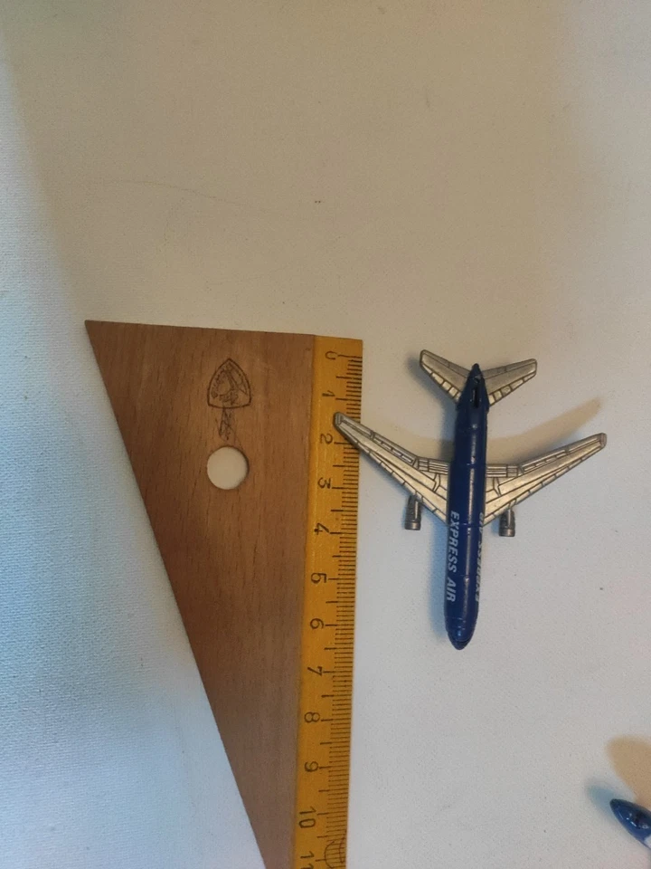 2 Aerei Di Linea Micro Machines Anni 80 - Immagine 3 di 4