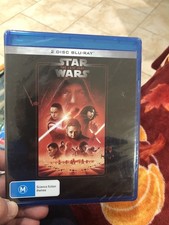 Star Wars: The Last Jedi Episode VIII  Blu-ray 