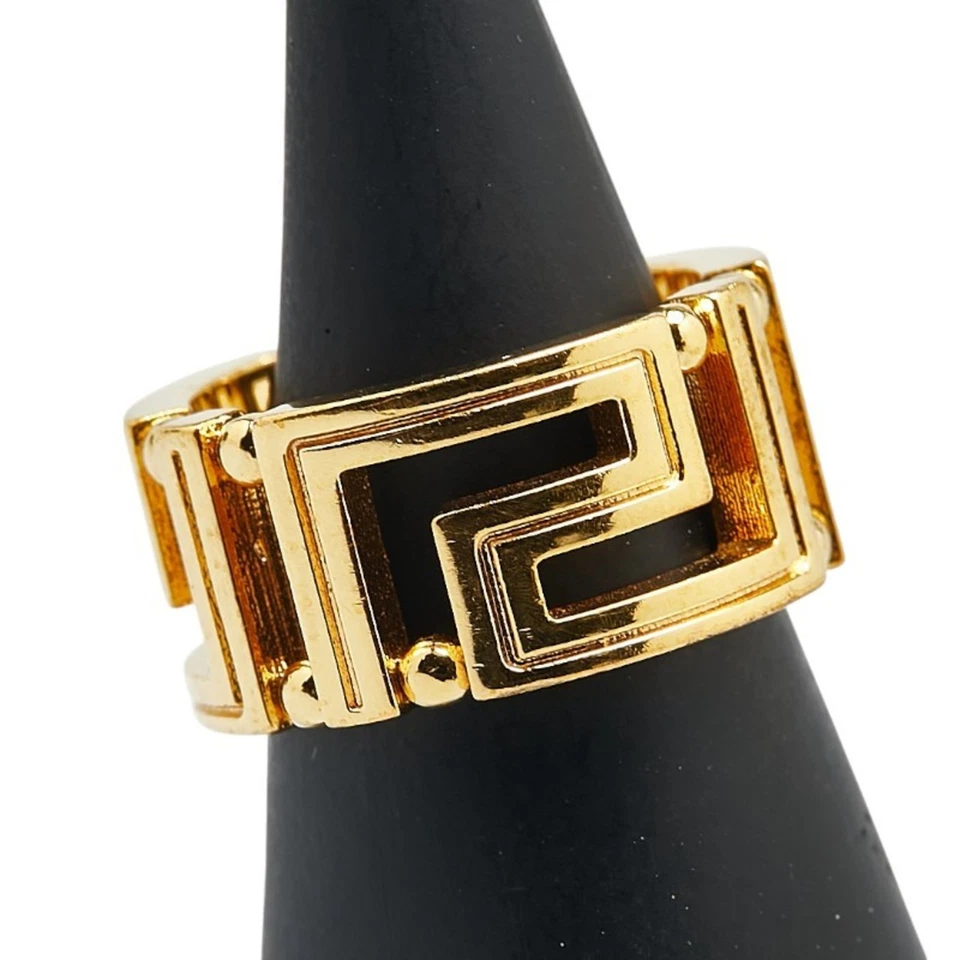Anillo Versace Greca #11 chapado en oro para mujer Versace Foto 4 de 4