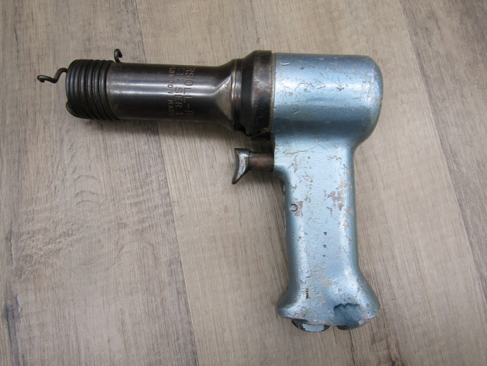 Aircraft Tools Ingersoll Rand AVC12 Pneumatic rivet gun