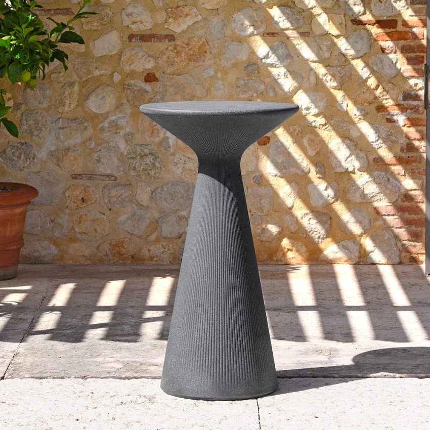 Table haute de bar ronde 110cm Fade en polyéthylène robuste facile à nettoyer
