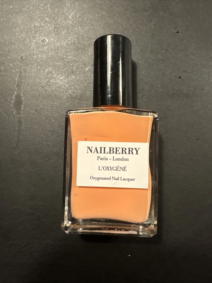 Nailberry L’Oxygene, Oxygenated Nail Lacquer Polish, Candy Floss pink 15ml New