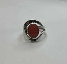Elegant 925 Sterling Silver Oval Coral Ring