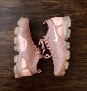 vapormax flyknit rust pink