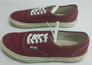 vans classic maroon