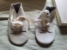 Vintage White Baby Shoes Soft Bottom Walking Scalloped Edge 1950's Leather