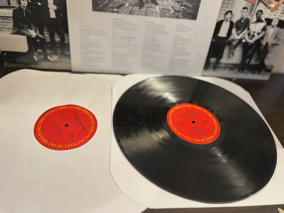 BRUCE SPRINGSTEEN - The River (1980) - 12" Vinyl Record 2xLP - VG+ - Image 4 of 4