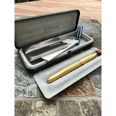 Parker Sonnet Fountain Pen Laque 5853 Gold 18K Gold Medium Pt New In Box