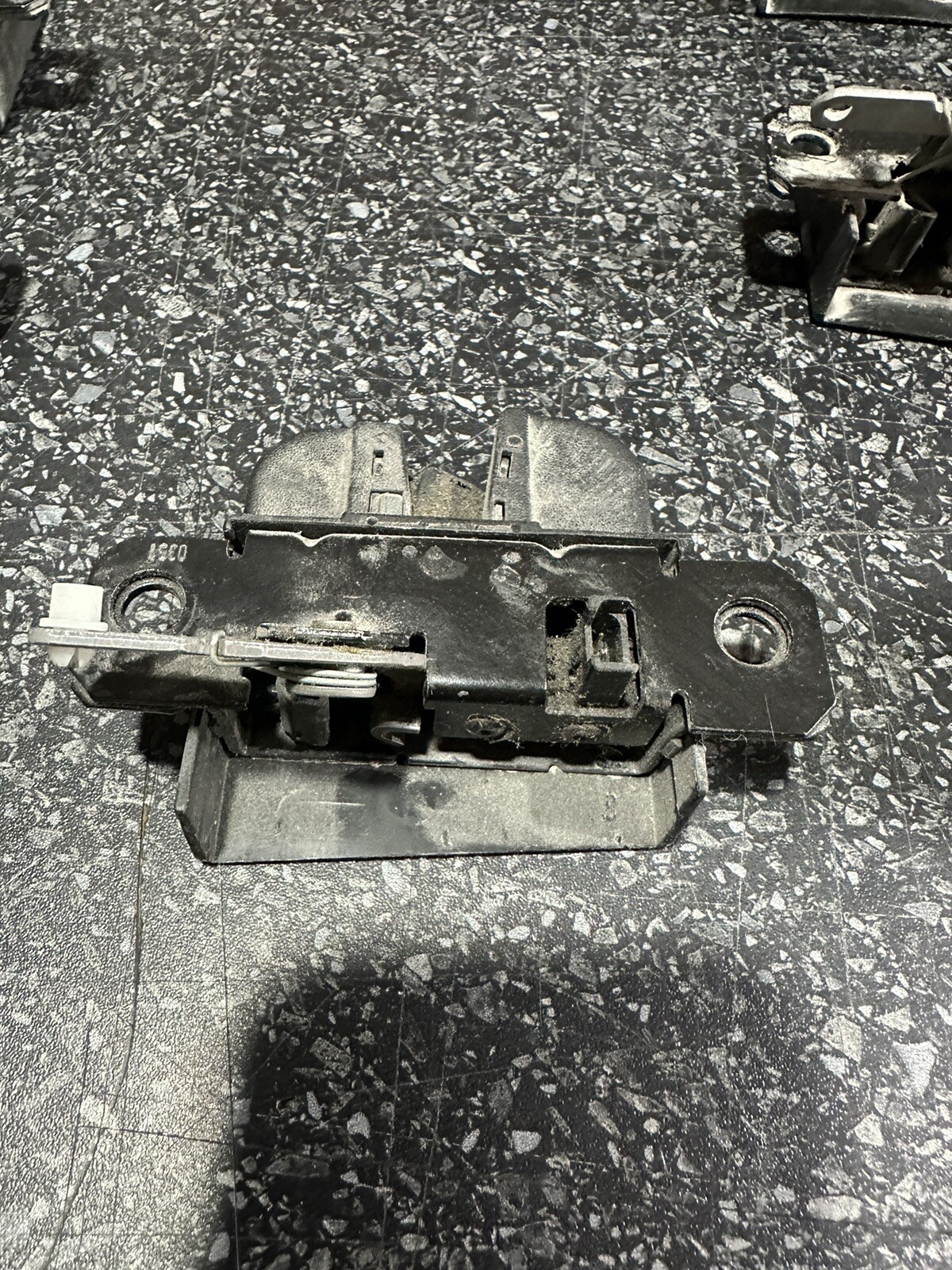 Picture 2 of 3