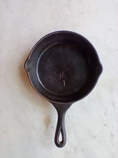 Vintage Lodge No. 4 Cast Iron Skillet Three Notch