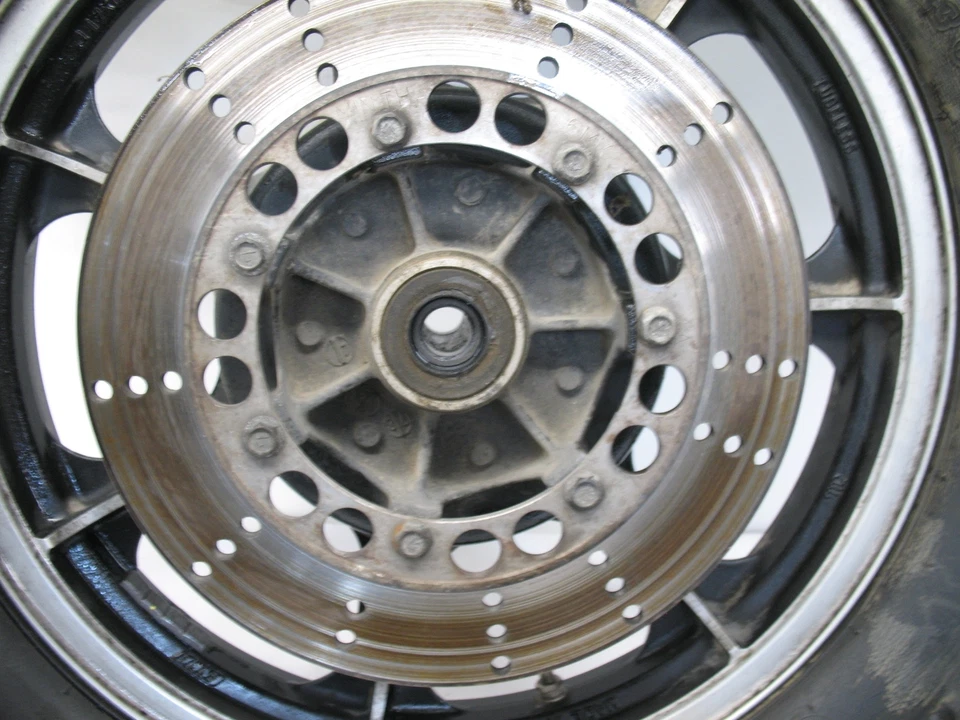 Kawasaki KZ1000 1979 rueda trasera 17 pulgadas Foto 4 de 4