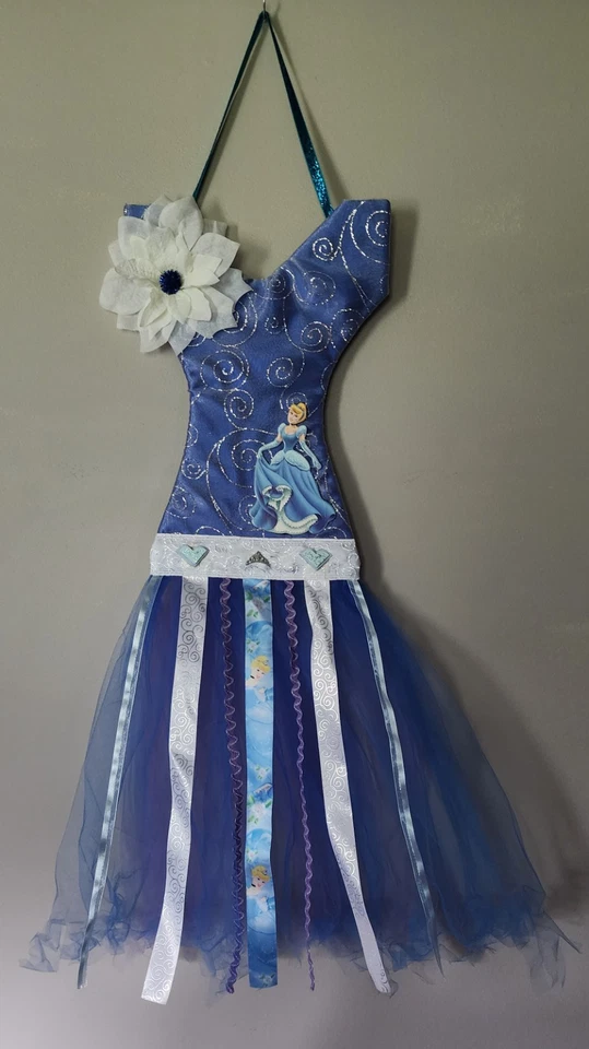 Disney Princess Cinderella Hair Bow Clip Organizer Holder-Wall Hanging  Decor - Image 2 of 4