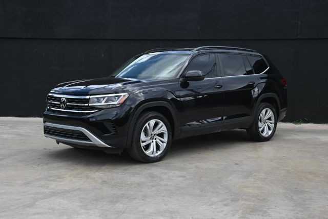 2023 Volkswagen Atlas SE w/Tech Pkg Sport Utility 4D