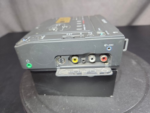 SONY GV-D300 MINI DV VIDEO WALKMAN VCR Untested Sold As Is FAST SHIP!๐จโ
- Picture 8 of 18
