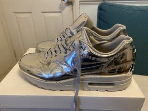 air max 1 liquid silver