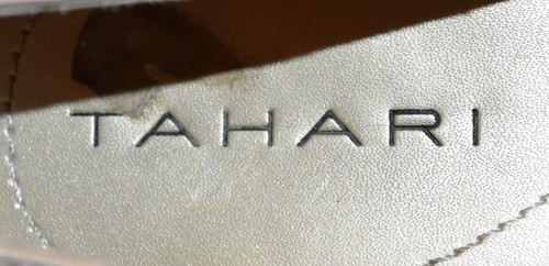 Tahari Carol Nude Patent Leather Gold Metal Accent Platform Pumps Size 6.5M - Picture 10 of 10