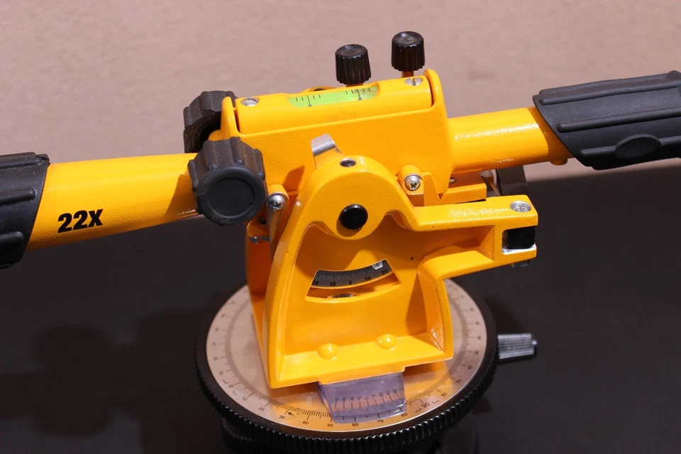 AdirPro Optical Level 22X - High Presicion Transit Level 714-22 - Image 3 of 4