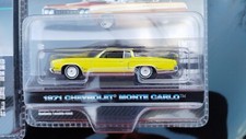 Greenlight Chevrolet Monte Carlo 1971 Yellow with Black Roof 63040 C 1/64