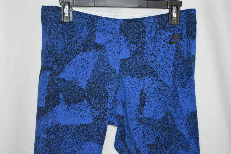 Nike Women's Talistatic Graphic Blue/Black Capri Leggings (866074)  Size M/L NWT - Image 4 of 4