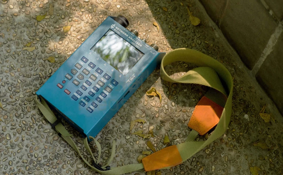 KC901V 6.8GHz Scalar Network Analyzer Field Strength Meter Sweep Frequency - Image 3 of 4