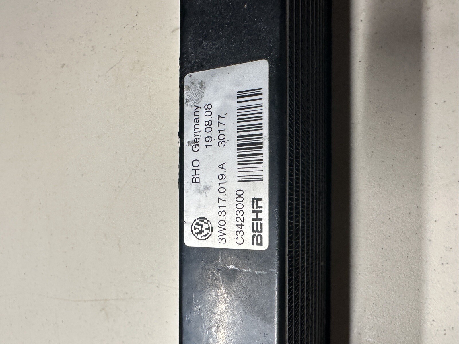GENUINE OEM BEHR 3W0317019A GEAR OIL COOLER FOR BENTLEY