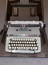 Vintage Smith-Corona CLASSIC 12 Portable Typewriter with carrying case!!! thumbnail