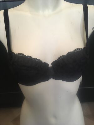 BNWT Triumph Essence Luxe Luxury Helena Christensen Black 32B Silky Satin Lace