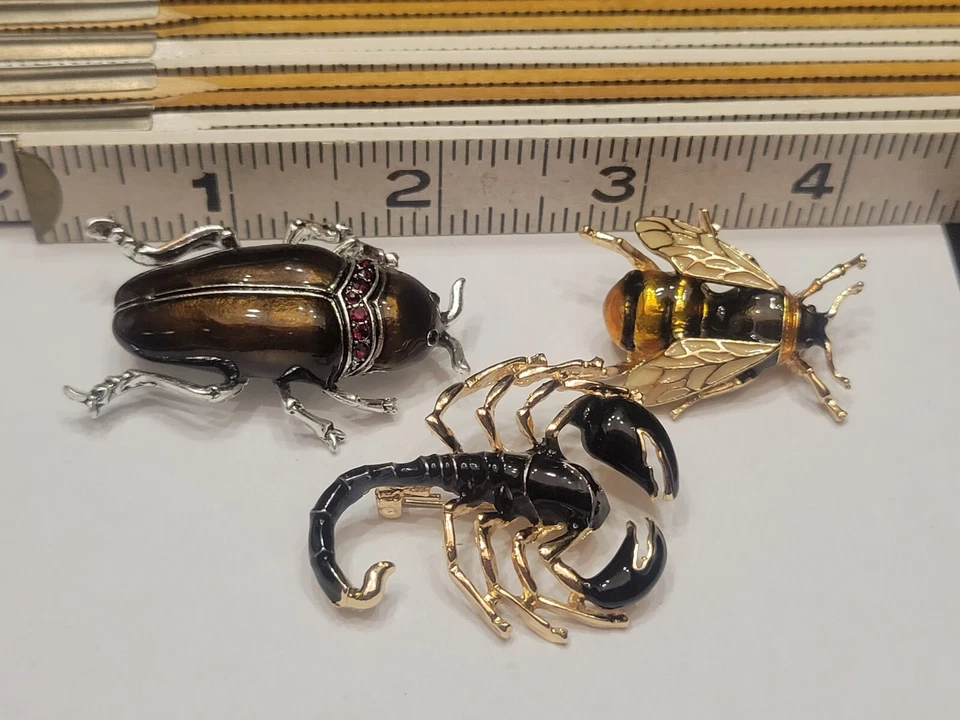 3pc Bug Insect Brooch Pin Lapel Lot Set Bee Scorpion Roach Jewelry CA USA P171-1 - Image 2 of 4