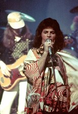 $1.00  4x6 inch Original Photo   QUEEN     FREDDIE MERCURY      BRIAN MAY      