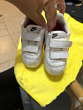 Nike Baby/Toddler White/Red Leather Low Top S...