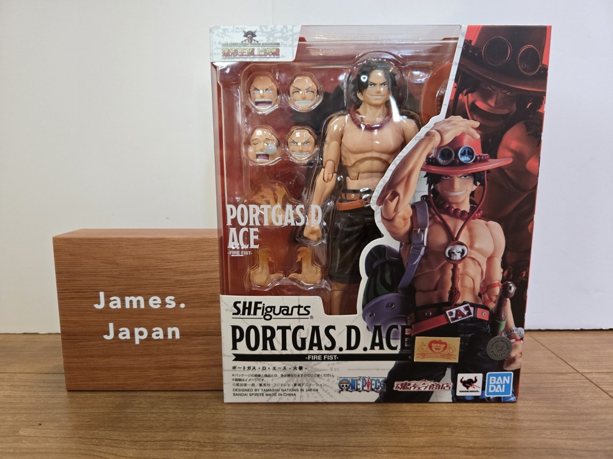 BANDAI S.H. Figuarts One Piece Portgas D Ace Flame Fist Action