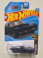 Hot Wheels 2026 Batmobile 4/250 Batman 1/5 J Case