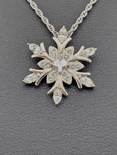 AU 925 STERLNG SILVER SWAROVSKI CRYSTAL SNOWFLAKE STARBURST NECKLACE 16-18" 2066