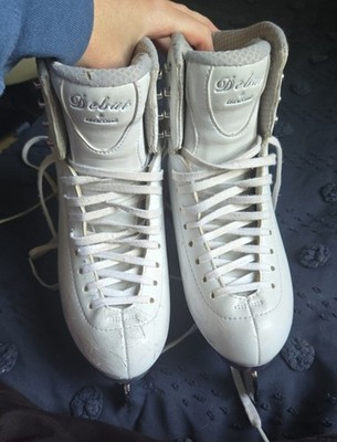 Jackson Debut figure skates size 7 with Jackson Ultima Legacy blades size 9.75