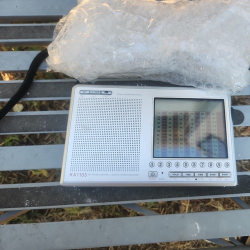 Kaito KA1103 Shortwave Multiband Radio no power cord
