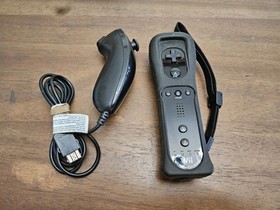 Nintendo Wii Console IOB Bundle W/ Extra Remote Nunchuck & 10 Games *Tested
