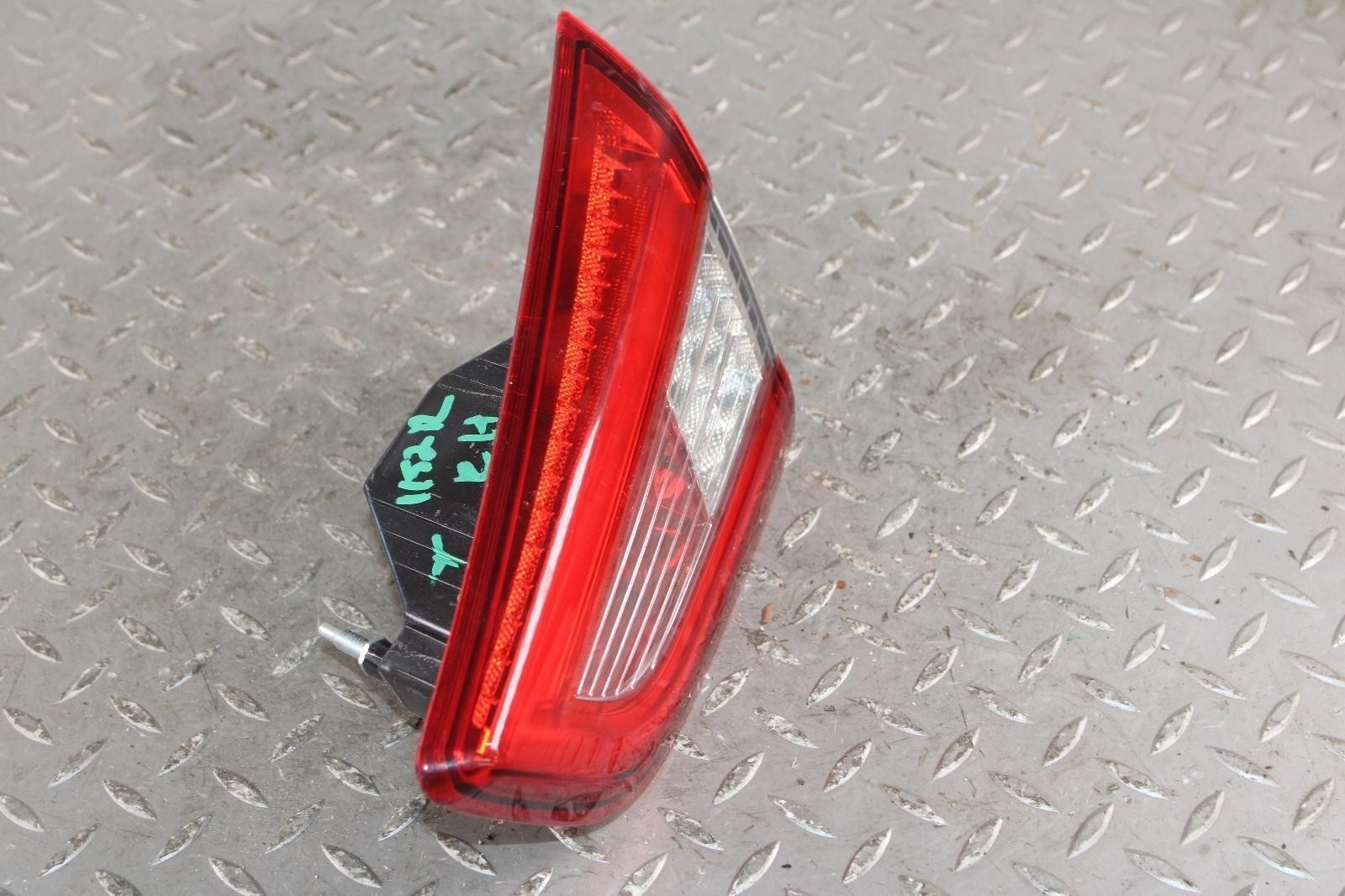 Maserati Ghibli 2014-2019 Right Luggage compartment light