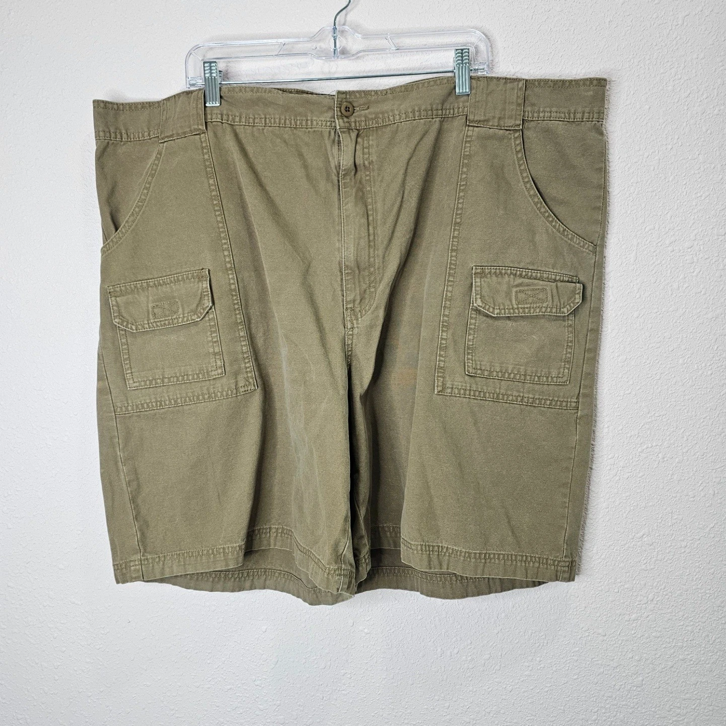 Cabela's Mens Cargo Shorts 7-Pocket Hiker Size 48 Relaxed Fit Outdoor Brown