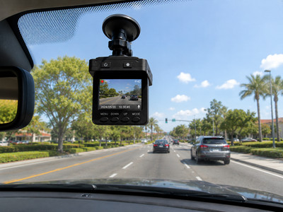 HD Portable DVR Dash Cam 2.5'' TFT LCD Car Camera w/ Mount