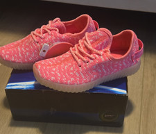 Zapatillas deportivas ATS para niñas rosa LED con cordones EE. UU. 12 UE 30 planas bajas