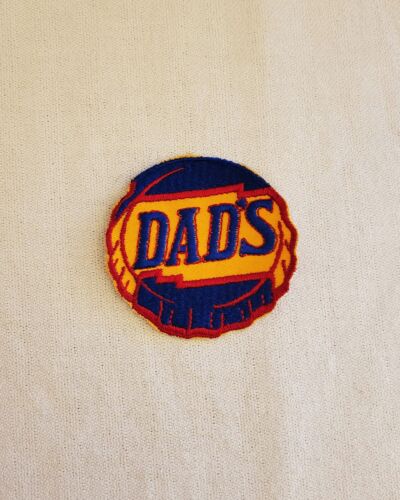 Vintage Unused Dad's Root Beer Bottle Cap iron-on logo Clothing Patch - Picture 1 of 3