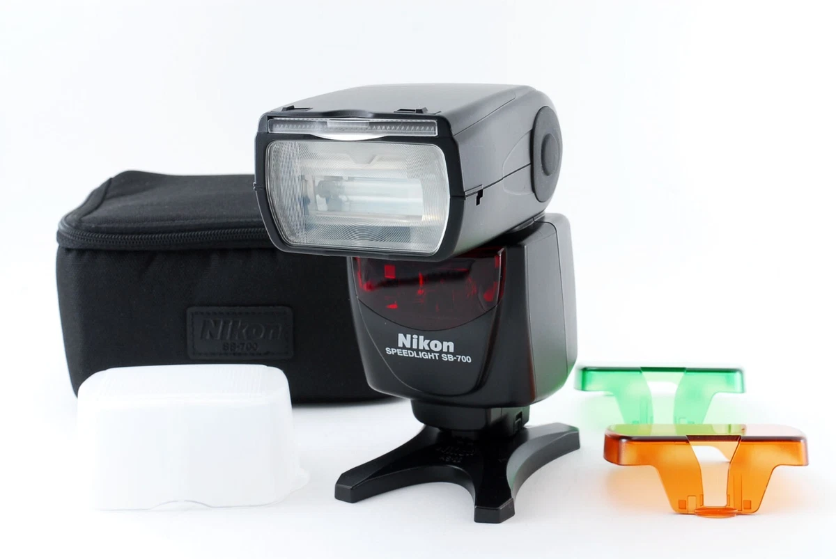 Nikon Speed light SB-700 Shoe Mount Flash tasted!! [NEAR MINT