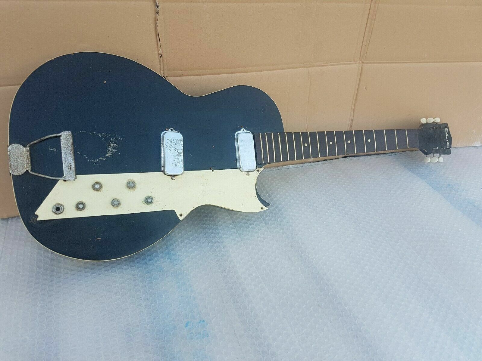 SILVERTONE VALUE LEADER MOD 1458 SEMI - made in USA