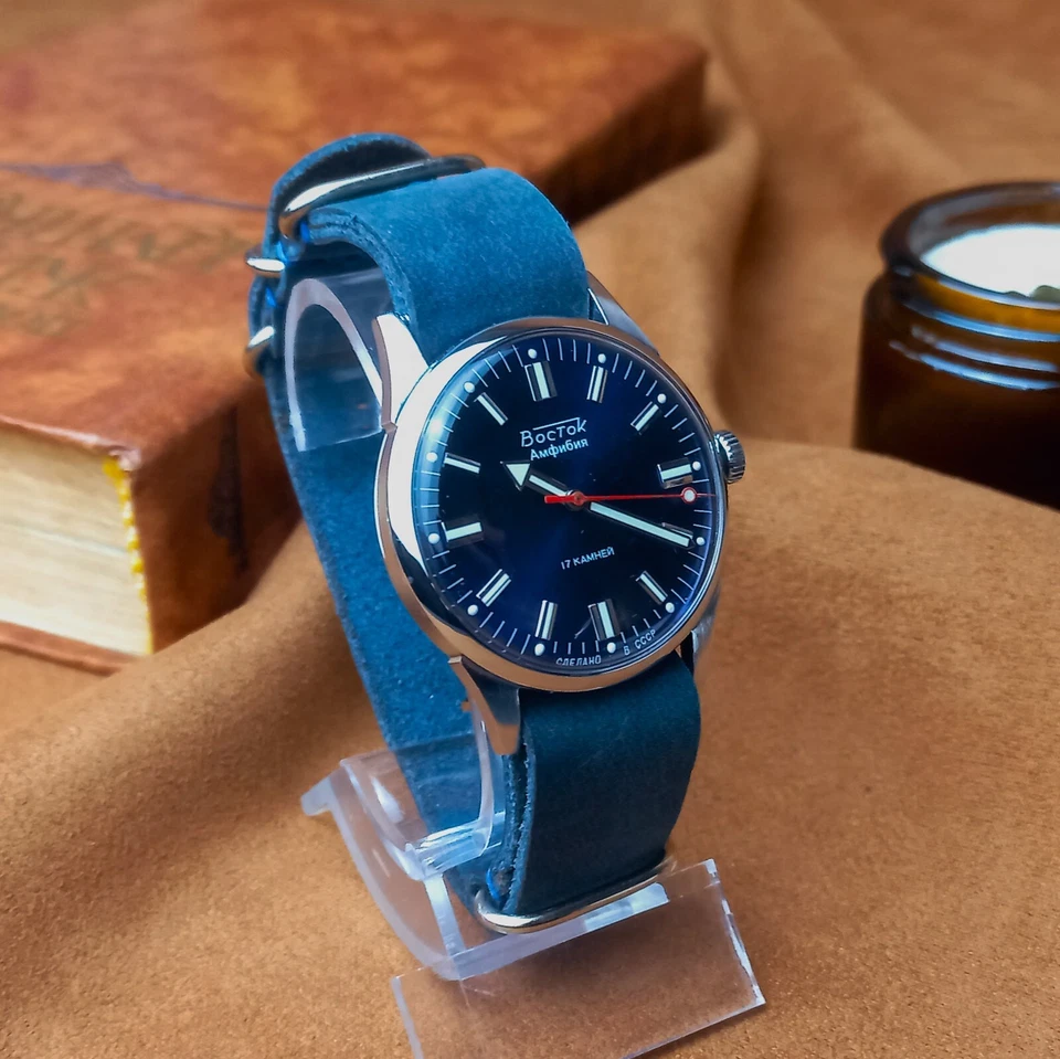 Soviet Wrist Watch Vostok Wostok Amphibian USSR 17 Jewels Vintage Men's Watch - Image 4 of 4